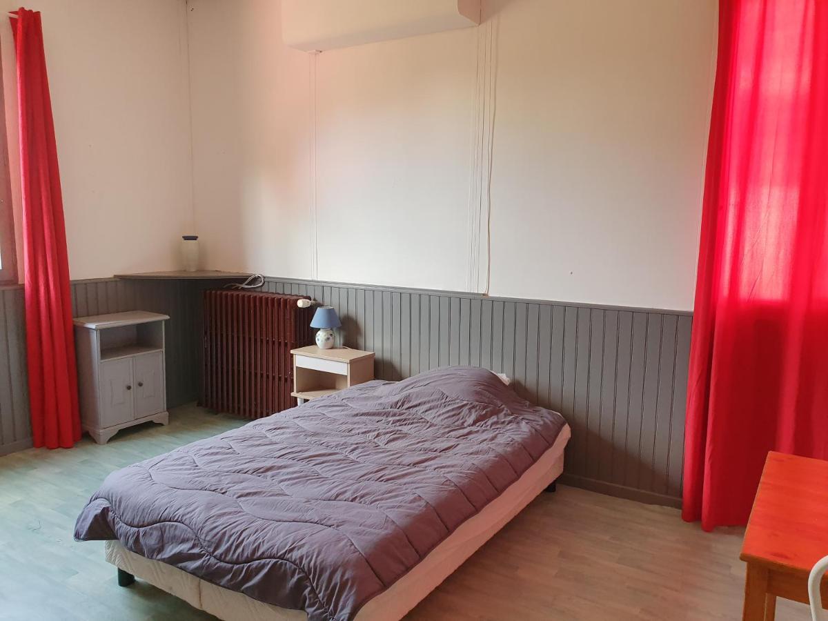 Camping Des 2 Rives- Chambres Etang-sur-Arroux Экстерьер фото